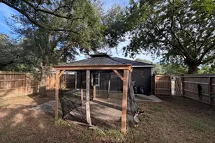 104 Mesquite St, Louise, TX 77455 - Photo 24