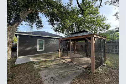104 Mesquite Street, Louise, TX 77455 - Photo 22