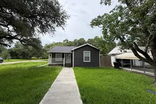 104 Mesquite St, Louise, TX 77455 - Photo 2
