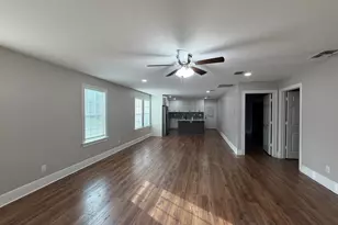 104 Mesquite St, Louise, TX 77455 - Photo 2
