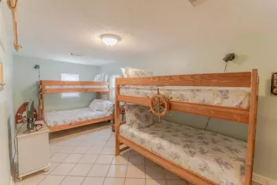 2127 28th Street, Galveston, TX 77550 - Photo 12
