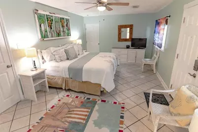 2127 28th Street, Galveston, TX 77550 - Photo 8