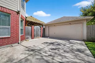 2383 Indigo Harbour Ln, League City, TX 77573 - Photo 46