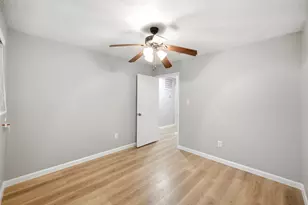 10427 Foxrow Ln, Houston, TX 77064 - Photo 14