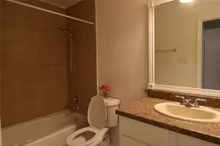 10811 Richmond Ave, Houston, TX 77042 - Photo 10