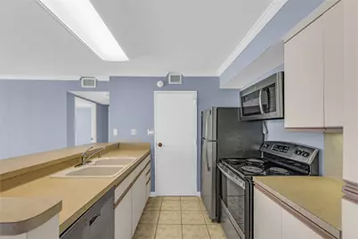 5220 Seawall Boulevard #1034, Galveston, TX 77551 - Photo 6