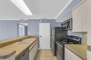 5220 Seawall Blvd, Galveston, TX 77551 - Photo 6