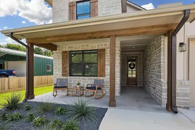 1033 South Masonic Street, Bellville, TX 77418 - Photo 2