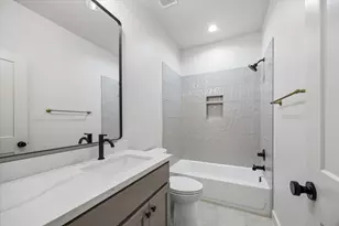 1033 S Masonic St, Bellville, TX 77418 - Photo 10
