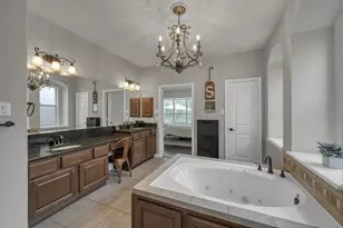 471 Hendricks Forest Ln, Conroe, TX 77384 - Photo 24
