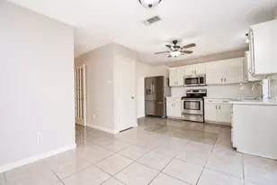 11811 Fossil Rock Ln, Houston, TX 77034 - Photo 12