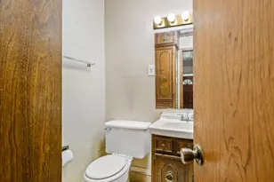 213 Highland Dr, Hitchcock, TX 77563 - Photo 14