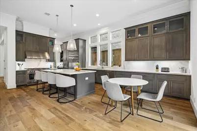 3020 Lake Street, Houston, TX 77098 - Photo 10