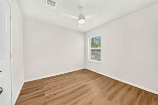 1631 City Pass Ln, Houston, TX 77047 - Photo 12