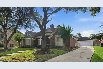 4010 Raven River Drive, Pasadena, TX 77059 - Photo 2