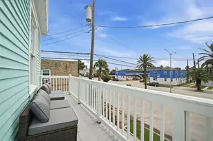 2010 Rosenberg St, Galveston, TX 77550 - Photo 20
