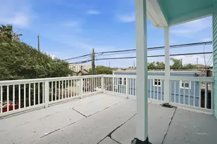 2010 Rosenberg St, Galveston, TX 77550 - Photo 18
