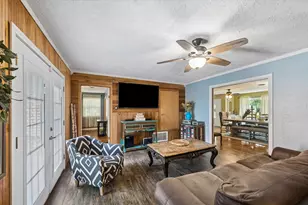 1011 Atchison St, Sealy, TX 77474 - Photo 10