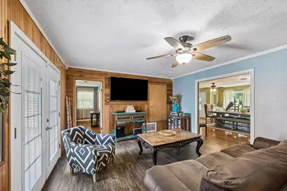 1011 Atchison Street, Sealy, TX 77474 - Photo 10