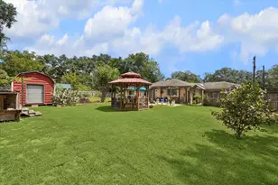 1011 Atchison St, Sealy, TX 77474 - Photo 20