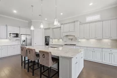 2429 Morning Ridge Lane, Friendswood, TX 77546 - Photo 8