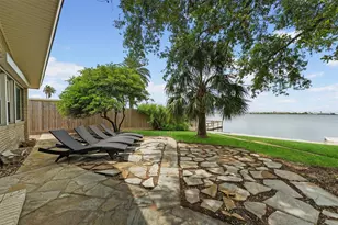 18 S Shore Dr, Galveston, TX 77551 - Photo 1