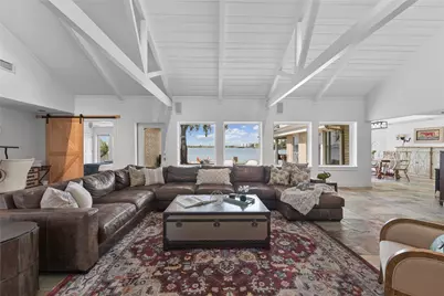 18 S Shore Drive, Galveston, TX 77551 - Photo 8