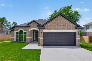 12431 Green Ridge Dr, Willis, TX 77318 - Photo 1