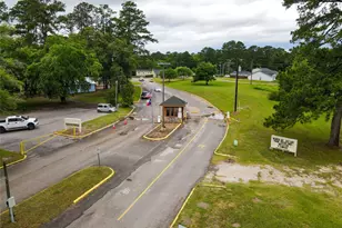 940 Cedar Point Dr, Livingston, TX 77351 - Photo 46