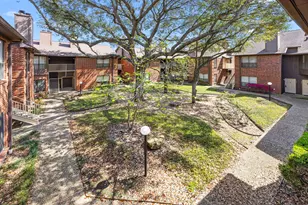 3100 Walnut Bend Ln, Houston, TX 77042 - Photo 2