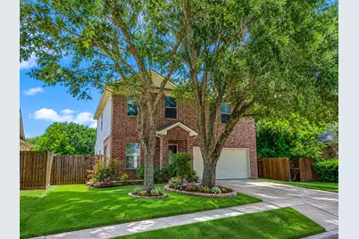 2106 Lakeshore Forest Court, Missouri City, TX 77459 - Photo 2