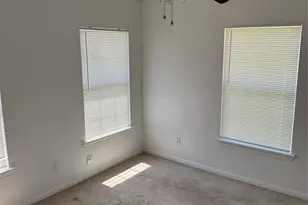 7427 Arnim St, Houston, TX 77087 - Photo 6