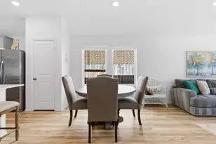 7327 Bartoncliff Dr, Katy, TX 77493 - Photo 10