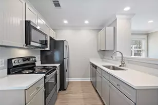 1725 Harvey Mitchell Pkwy S, College Station, TX 77840 - Photo 12