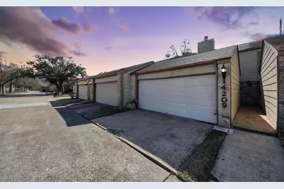 14209 Briarsage Court #TH15, Houston, TX 77077 - Photo 4