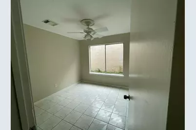 12520 Manor Court, Houston, TX 77072 - Photo 8