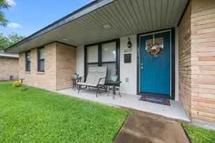 8215 Braes River Dr, Houston, TX 77074 - Photo 4