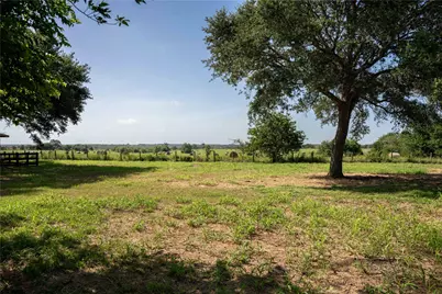 4038 Farek Loth Road, Schulenburg, TX 78956 - Photo 18