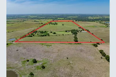 4038 Farek Loth Road, Schulenburg, TX 78956 - Photo 16