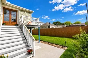 1011 30th Rear St, Galveston, TX 77550 - Photo 2