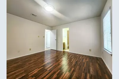 2 Redberry Court, The Woodlands, TX 77381 - Photo 16