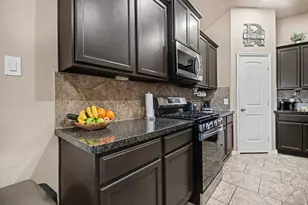 15611 Granite Mountain Trail, Houston, TX 77049 - Photo 10