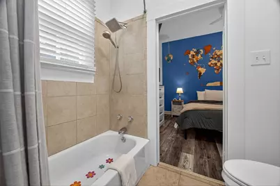 615 7th Street, Galveston, TX 77550 - Photo 16