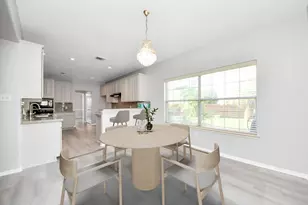 6803 Chapelfield Ln, Houston, TX 77049 - Photo 8