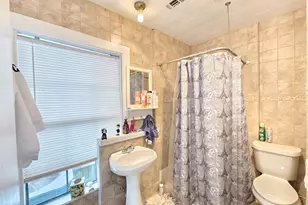 7931 Scanlock St, Houston, TX 77012 - Photo 14