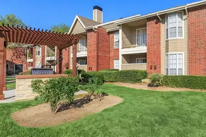 8110 Creekbend Drive #113, Houston, TX 77071 - Photo 10