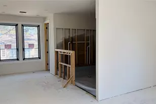 2247 Chilton Rd, Houston, TX 77019 - Photo 6