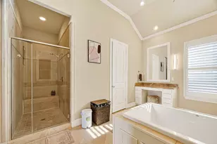 2444 Charleston St, Houston, TX 77021 - Photo 20