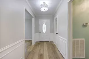 5019 Oak Forest Dr, Houston, TX 77018 - Photo 2