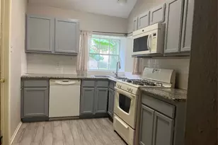 343 Elder Vista Dr, Houston, TX 77598 - Photo 10
